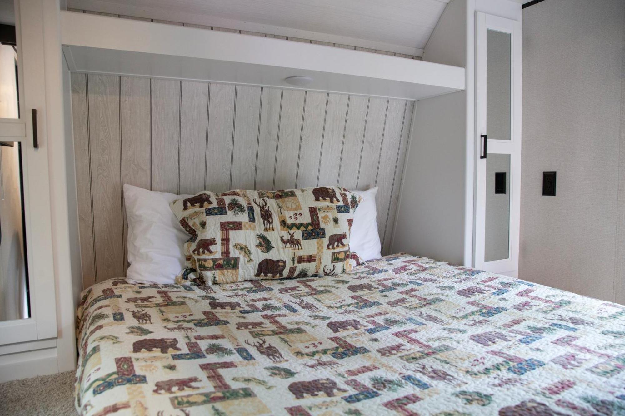 Jasper Gates Resort Екстериор снимка